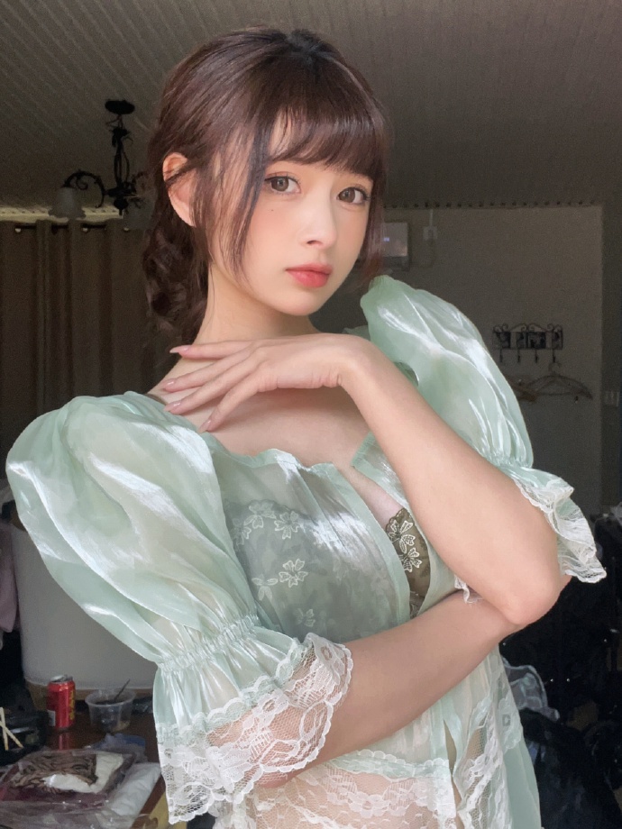 长月烬明 海报